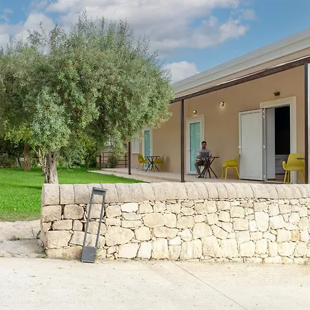 Aparthotel Mille Garden Noto