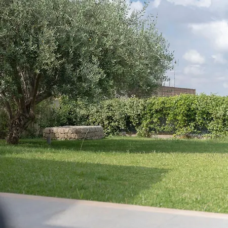 Mille Garden Aparthotel Noto