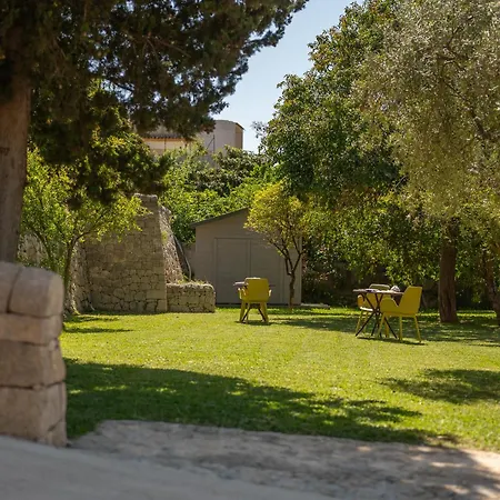 Aparthotel Mille Garden Noto